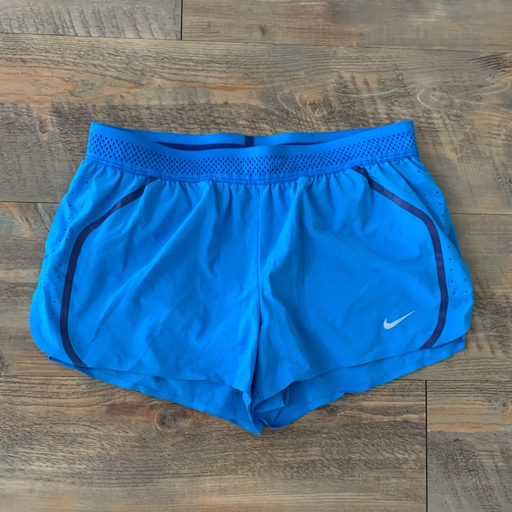 Nike Womens Aeroswift 2” Running Shorts